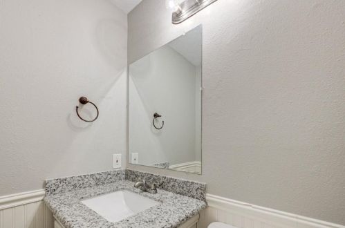 2018 Oak Shr Dr, Humble TX 77339-1724 exterior