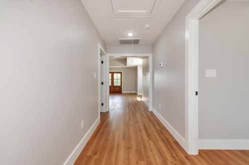 302 Edgewood Dr, Montgomery TX exterior