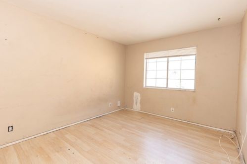 138 Valencia Dr, Fullerton CA 92833-3231 exterior