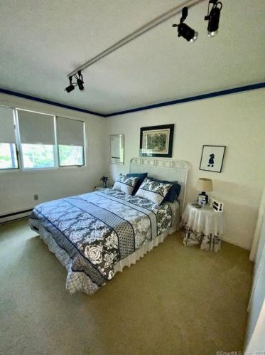 391 Trailsend Dr, Torrington CT 06790-2246 exterior