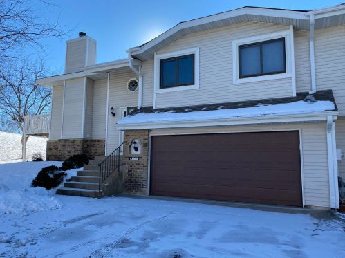 4318 Clemson Cir, Saint Paul, MN 55122-4818