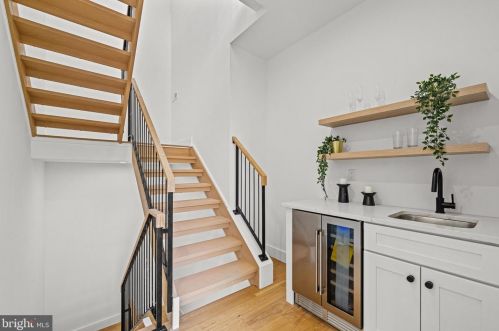 4315 Boone St, Philadelphia PA 19128-5003 exterior