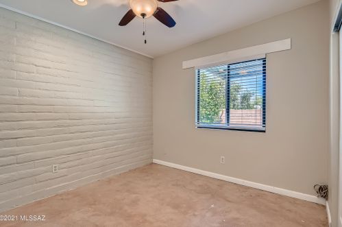 8731 7 St, Tucson AZ 85719-5507 exterior