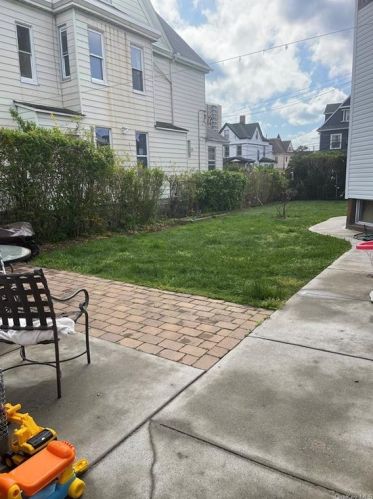 129 Cottage Ave, Mount Vernon NY 10550-1404 exterior