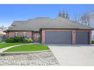 360 Country River Way, Sacramento, CA 95831-4824