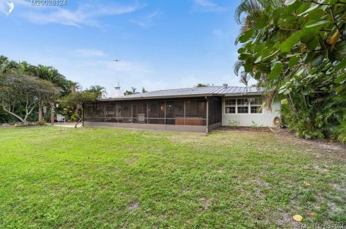 1460 Sunshine, Fort Pierce FL 34952-6009 exterior