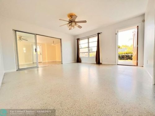 124 Lobster Rd, Fort Pierce FL  34983-1718 exterior