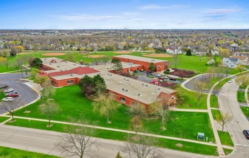 1539 Stockton Ln, Bull Valley IL 60014-2022 exterior