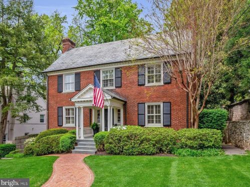 5103 Duvall Dr, Bethesda MD 20816-1871 exterior