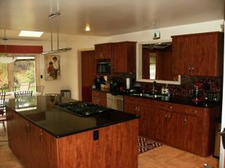 2634 Meadoway Dr, Cleveland OH  44122-1753 exterior