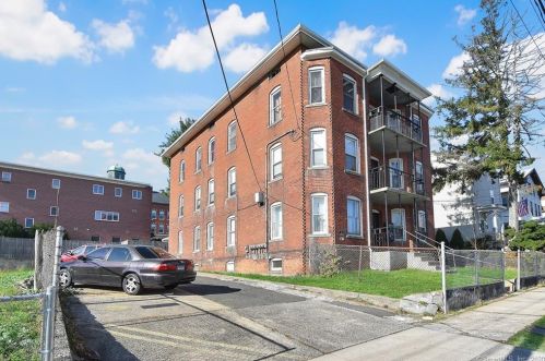 78 Grove St, New Britain, CT 06053-4178