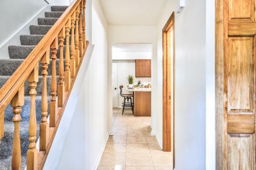 1202 Sprucebrook Dr, Kalamazoo MI 49048-5814 exterior