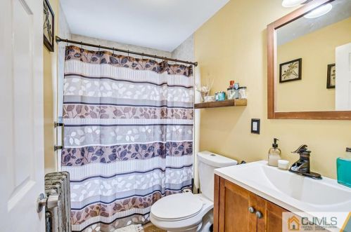 32 2nd St, Perth Amboy NJ 08861-4608 exterior