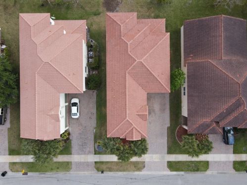 2213 Newport Is Blvd, Fort Pierce FL 34953-4378 exterior