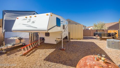 7484 Calle Colado, Tucson AZ  85757-6439 exterior