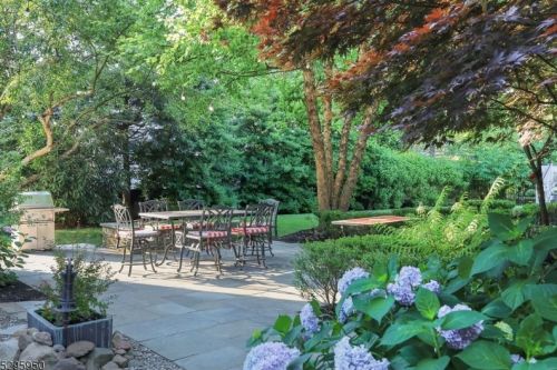 517 Clark St, Westfield NJ 07090-4012 exterior