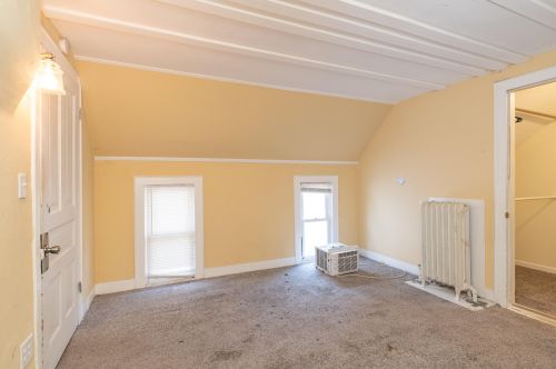 1408 Westnedge Ave, Kalamazoo MI 49007-2426 exterior