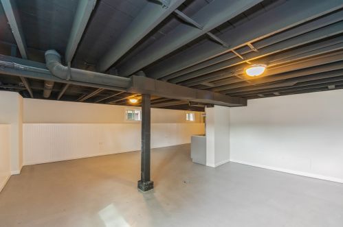 5351 Nottingham Ave, Chicago IL  60638-1011 exterior