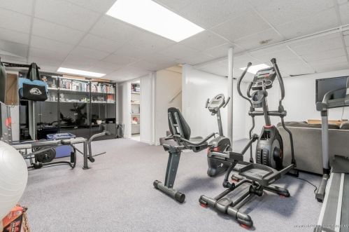 104 Roaring Brook Rd, Portland ME 04103-3777 exterior