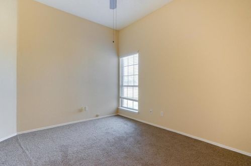 5804 Poole Dr, Frisco TX 75056-4467 exterior