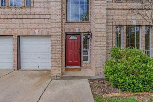 11505 Emerald Falls Dr, Austin TX  78738-5326 exterior