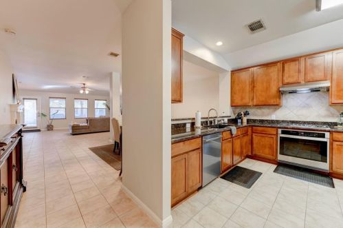 9708 Castle Pines Dr, Austin TX  78717-3857 exterior