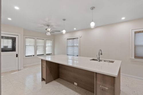 3907 14th St, Milwaukee WI  53206-2906 exterior