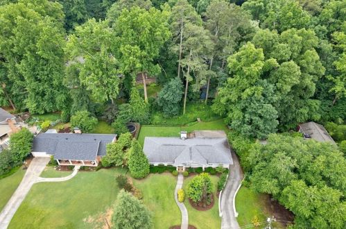 1873 Chancery Ln, Atlanta GA 30341-1007 exterior