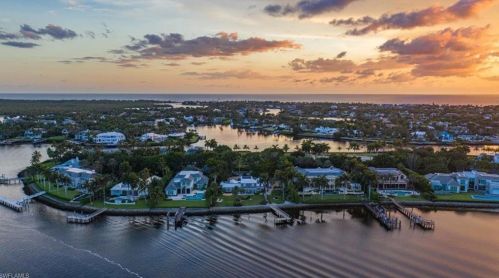 1857 Galleon Dr, Naples FL 34102-7635 exterior