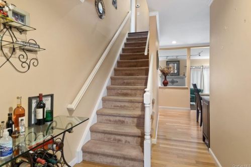 74 Leroy Ave, Valhalla, NY 10595-1436