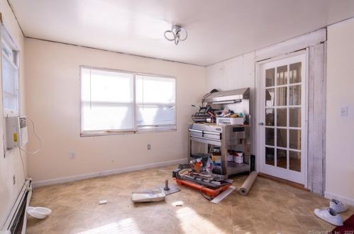 1416 Forbes St, Hartford CT 06108-3714 exterior