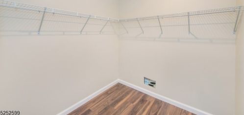 40 Arverne Ter, Irvington NJ  07111-3815 exterior