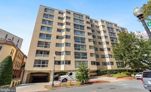 922 24th St, Washington DC 20037-2203 exterior