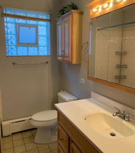 5546 Wilson Ave, Chicago IL 60625-3760 exterior