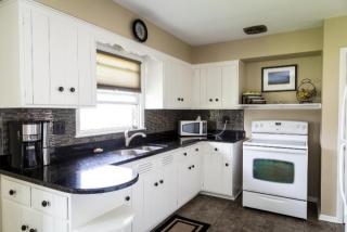 1524 Whitaker Ave, Milwaukee WI  53221-2352 exterior