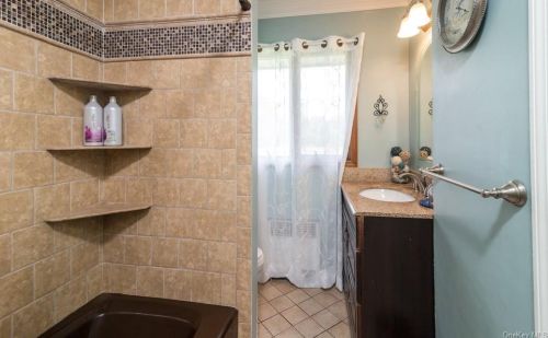 184 Stony Ford Rd, Middletown NY 10941-3954 exterior