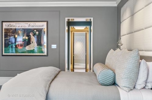 1449 Astor St, Chicago IL 60610-1608 exterior