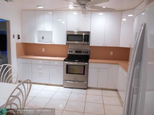 8008 Eastlake Dr, Boca Raton, FL 33433-2114