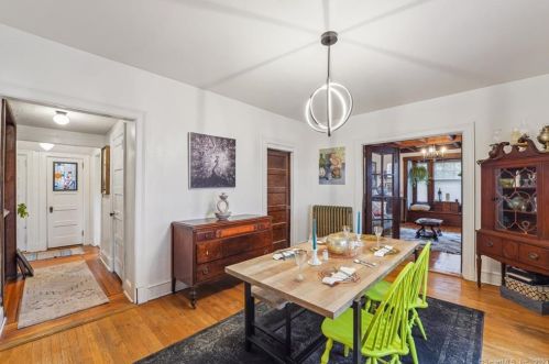 88 Fern St, Hartford CT  06108-2743 exterior