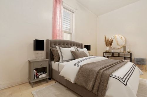 3320 Drake Ave, Chicago IL 60659-4420 exterior