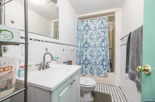 65 7th St, Paterson NJ 07506-3802 exterior