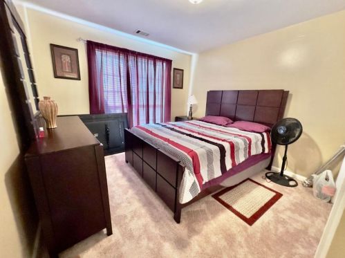 6300 Phillips Ct, Lithonia GA 30058-8922 exterior