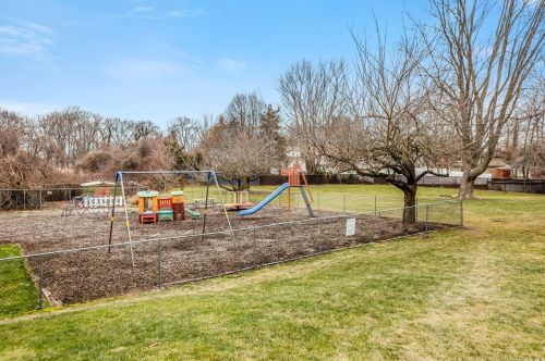 248 Farber Dr, Babylon NY  11704-5143 exterior