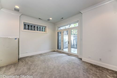 1523 School St, Chicago IL 60657-2121 exterior