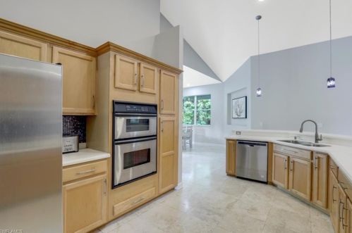 180 23 St, Naples FL 34120-1818 exterior