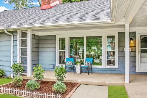 4100 Ardmore Ave, Milwaukee WI  53211-1801 exterior