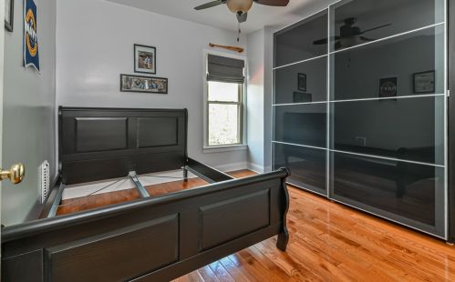 323 Frst Ave, Pittsburgh PA 15202-3201 exterior