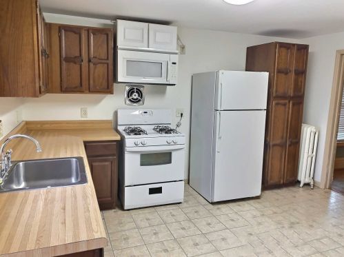 320 Church St, Poughkeepsie NY  12601-4204 exterior