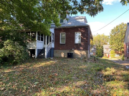 7324 Wellington Ave, Saint Louis MO 63130-1724 exterior