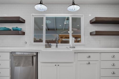 1941 Carleton Dr, Turlock CA 95382-2112 exterior